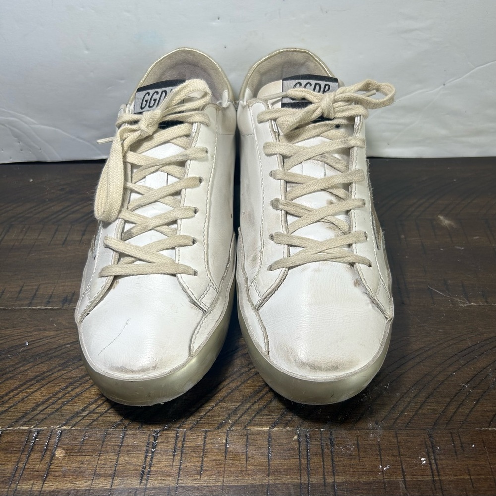 Golden Goose Cream and Gold Sneakers - Picture 6 of 14